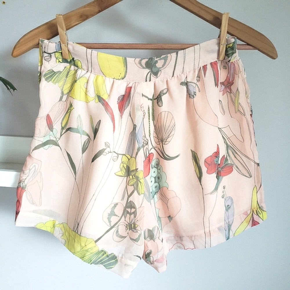 H&M Conscious Collection Floral Print Chiffon Shorts Blush Pink Size 2